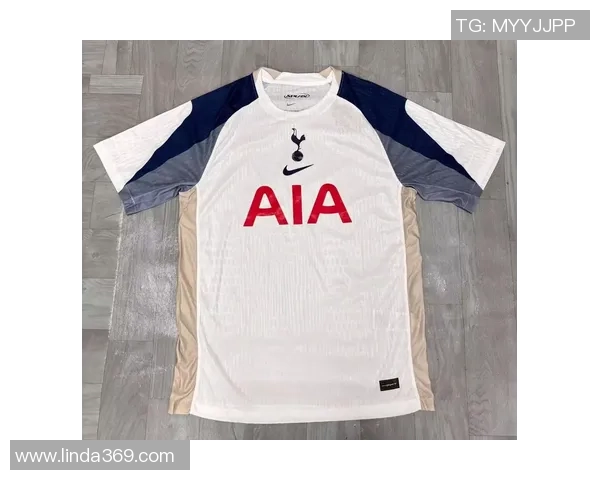 六号球衣的足球明星是谁穿的 盘点历史上最具代表性的六号球员 六号球衣的足球明星是谁穿的 盘点历史上最具代表性的六号球员