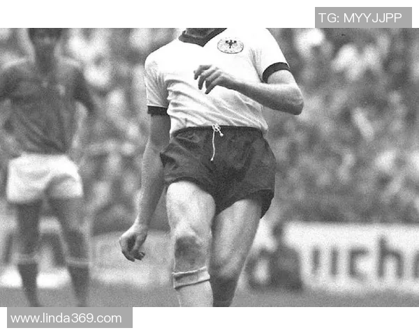 当绿茵战场燃起激情时足球球星的力量点燃胜利与荣耀 当绿茵战场燃起激情时足球球星的力量点燃胜利与荣耀